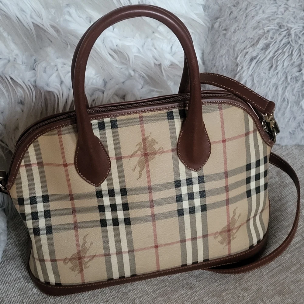 BurberryBurberry Nova Check Hand Bag, Crossbody Pvc Leather, Authentic. w/COA - Picture 4 of 16